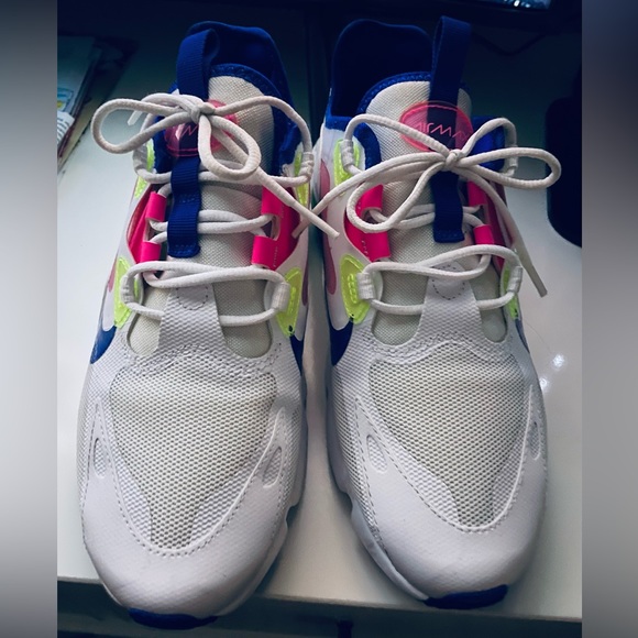 Nike Air Max - Picture 1 of 5